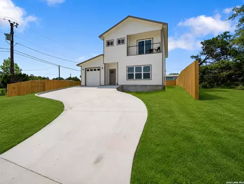 408 Canyon Cir, Canyon Lake, TX 78133