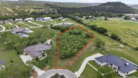 831 Wade, New Braunfels, TX 78132