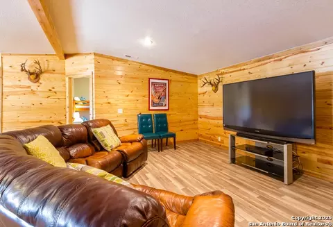 Living - 20250 Interstate 35 S, Lytle, TX 78052 photo 1 of 4