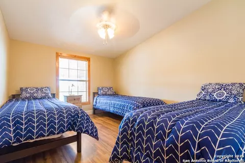 Bedroom - 20250 Interstate 35 S, Lytle, TX 78052 photo 5 of 6
