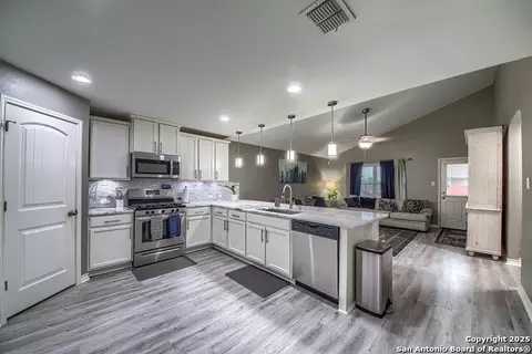 13408 Drop Seed, San Antonio, TX 78254