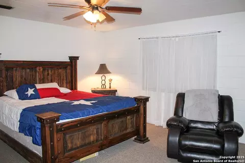 Bedroom - 102 Holman, Lake City, TX 78368 photo 2 of 5