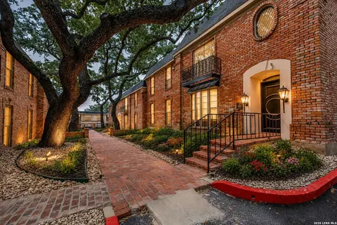 7500 Callaghan Rd #172, San Antonio, TX 78229