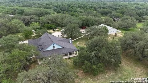 6840 S Loop 1604, Von Ormy, TX 78073 photo 41