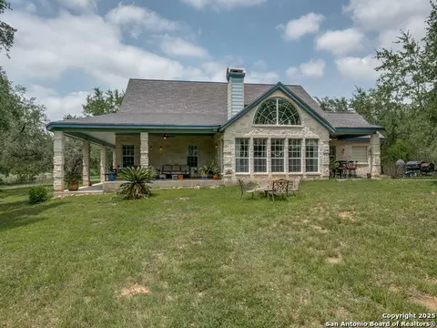 6840 S Loop 1604, Von Ormy, TX 78073 photo 33