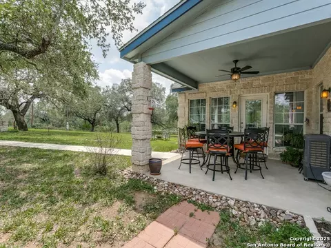6840 S Loop 1604, Von Ormy, TX 78073 photo 31