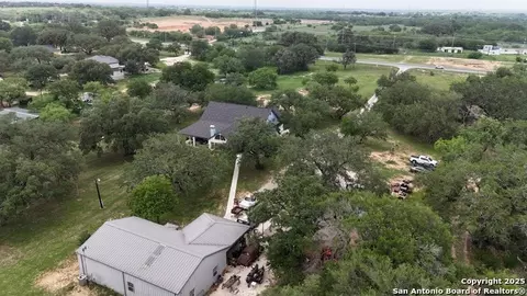 6840 S Loop 1604, Von Ormy, TX 78073 photo 40