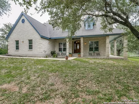 6840 S Loop 1604, Von Ormy, TX 78073 photo 6