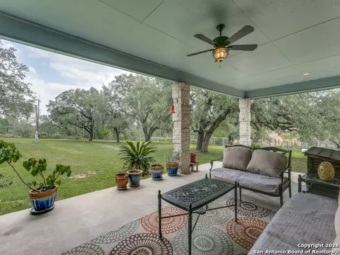 6840 S Loop 1604, Von Ormy, TX 78073 photo 29