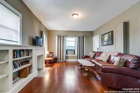 765 Fulton, San Antonio, TX 78212