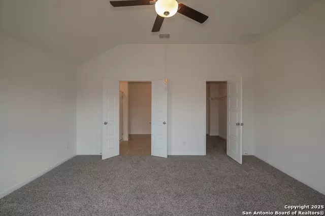 Bedroom - 5918 Cienna Cv, San Antonio, TX 78222 photo 2 of 9
