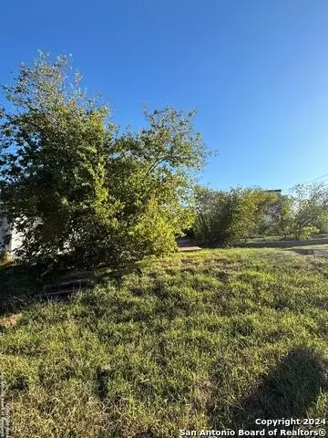 2606 E Commerce St, San Antonio, TX 78203
