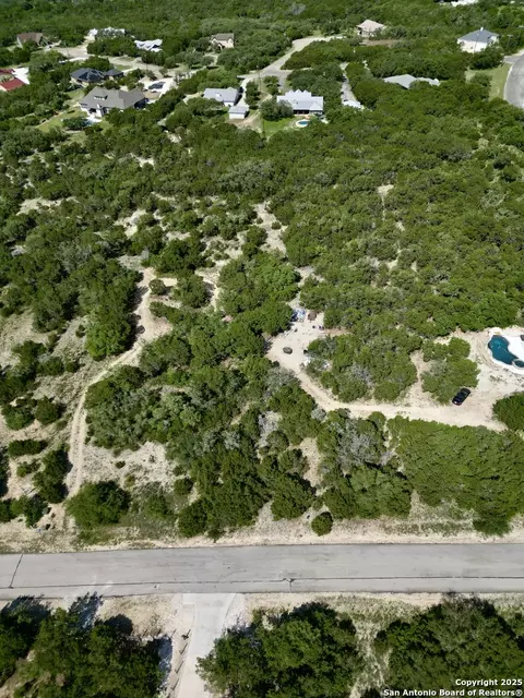 1730 Private Rd, Mico, TX 78056