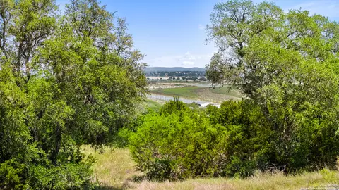 2153 San Jose Way, Canyon Lake, TX 78133