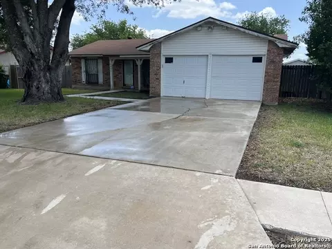5806 Tree Vw, San Antonio, TX 78220