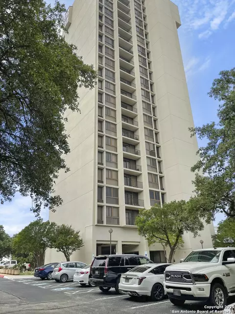 7701 Wurzbach #703, San Antonio, TX 78229
