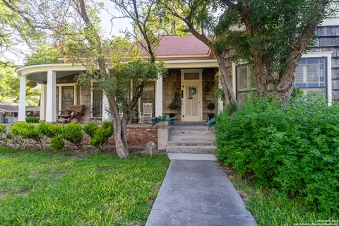 529 N High, Uvalde, TX 78801