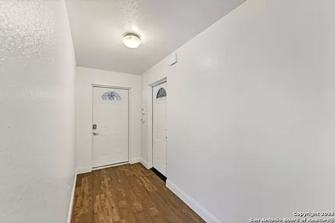 Entry Way - 11219 Five Iron, San Antonio, TX 78221 photo 1 of 1