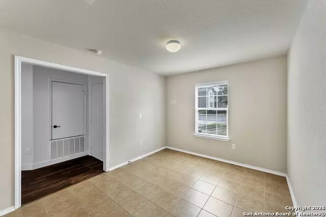 Other - 11219 Five Iron, San Antonio, TX 78221 photo 3 of 5