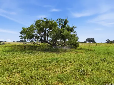 tbd Cr 777, Devine, TX 78016 photo 11