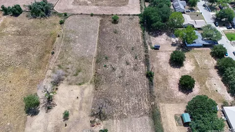 0 Wisdom, Lytle, TX 78052 photo 4