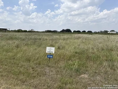 717 Palomino Spgs, Bandera, TX 78003