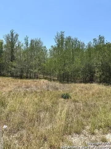 325 County Ave, Sutherland Springs, TX 78161