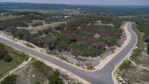 1020 Pristine Trl, Canyon Lake, TX 78133