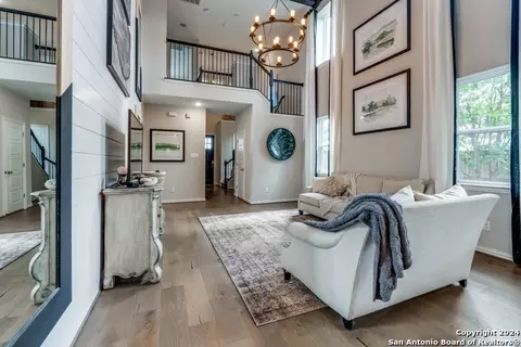 2096 Cowan, New Braunfels, TX 78132