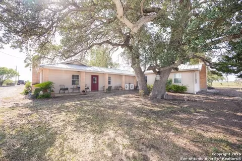1849 County Road 340, Knippa, TX 78870