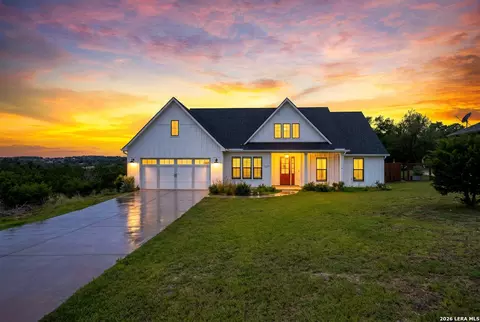 537 Compass Rose, Canyon Lake, TX 78133