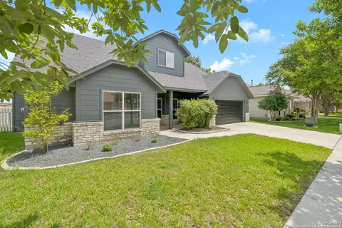 1516 Denise Dr, New Braunfels, TX 78130