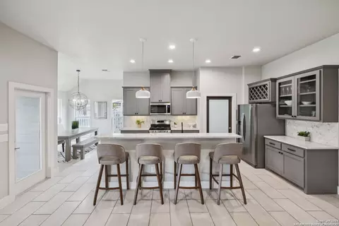 1516 Denise Dr, New Braunfels, TX 78130
