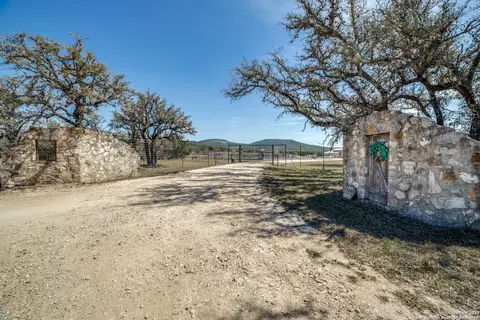 Other - 5430 Cr-111, Utopia, TX 78884 photo 12 of 13