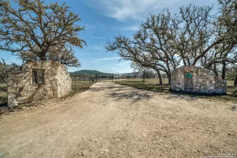 Other - 5430 Cr-111, Utopia, TX 78884 photo 3 of 13