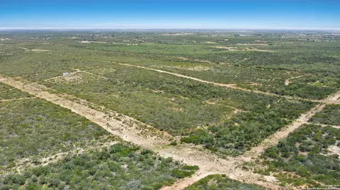 Tract 34 Cr1515, Moore, TX 78057