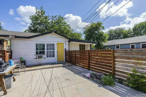 435 Gould, San Antonio, TX 78207