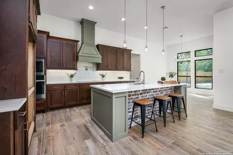 249 Sandpiper Ln, Mcqueeney, TX 78123