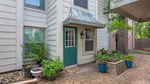 2300 Nacogdoches #O-160, San Antonio, TX 78209