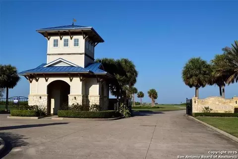 3414 Beachside Blvd, Palacios, TX 77465