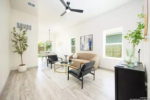 326 Cactus, San Antonio, TX 78203