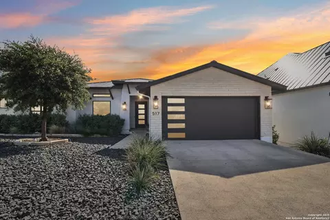 517 Preston Trl, Boerne, TX 78006