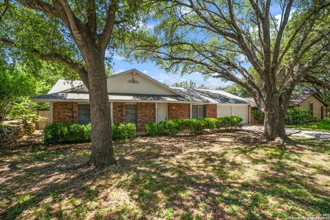 4938 Fairford, San Antonio, TX 78228