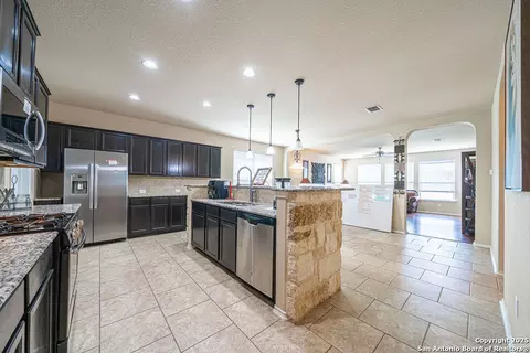 5902 Akin Pl, San Antonio, TX 78261