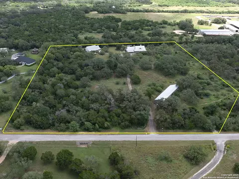 1210 Whispering Woods, New Braunfels, TX 78132