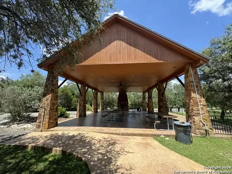 2115 Senora Rdg, Canyon Lake, TX 78133