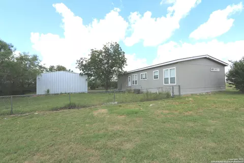 7510 Pittman, Adkins, TX 78101