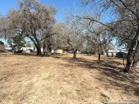 1572 Sea Spray, San Antonio, TX 78264