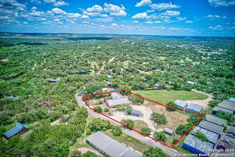 45 La Buena Vista Dr, Wimberley, TX 78676