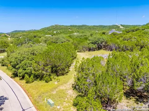 380 Pr 1712, Mico, TX 78056